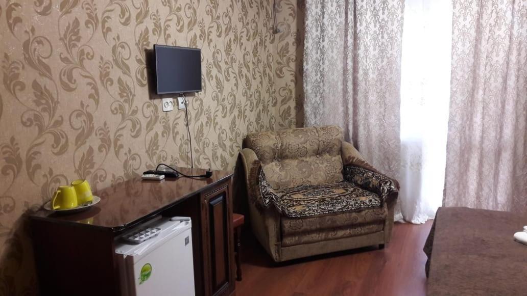 Mini-Hotel Yanson 2 Gagra Exterior foto