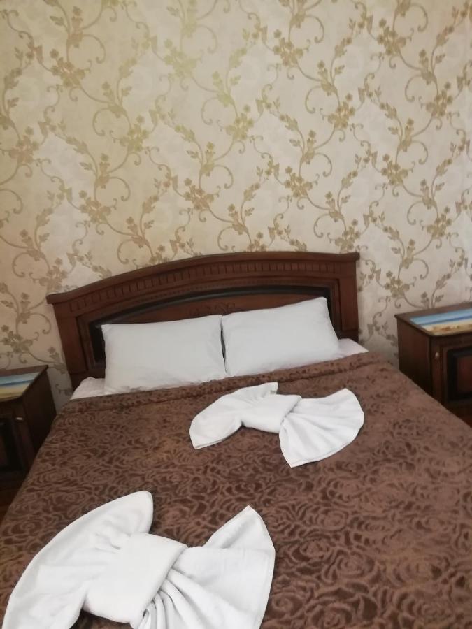 Mini-Hotel Yanson 2 Gagra Habitación foto